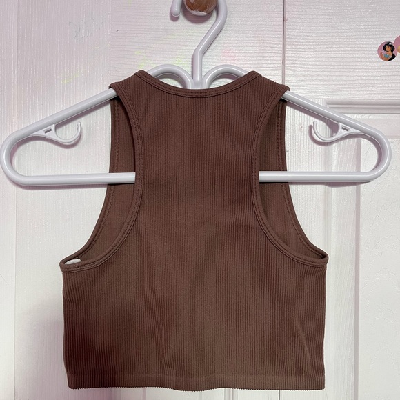 Tank top - Picture 3 of 5